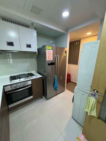 The Lakefront Residences, 46 Lakeside Drive, 3 Bedrooms, 1,002 sqft, Condominium For Rent, by Michelle Tan, 25580250 - PropertyGuru.com.sg