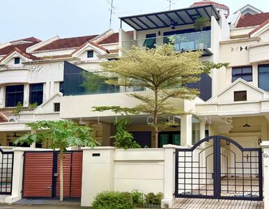 For Sale - Chic & Stylish 2.5 Storey Terrace with 5 ensuite Bedrooms near ACS & SCGS