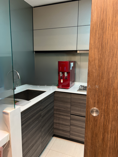 D'Nest, 133 Pasir Ris Grove, 4 Bedrooms, 1,410 sqft, Condominium For Sale, by Vicktor Chan, 25580335 - Kitchen - PropertyGuru.com.sg