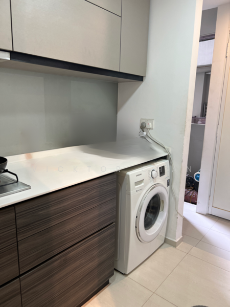 D'Nest, 133 Pasir Ris Grove, 4 Bedrooms, 1,410 sqft, Condominium For Sale, by Vicktor Chan, 25580335 - Kitchen - PropertyGuru.com.sg