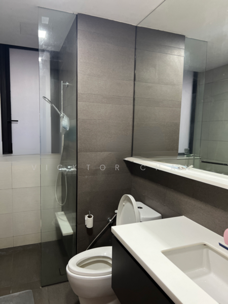 D'Nest, 133 Pasir Ris Grove, 4 Bedrooms, 1,410 sqft, Condominium For Sale, by Vicktor Chan, 25580335 - Bathroom - PropertyGuru.com.sg