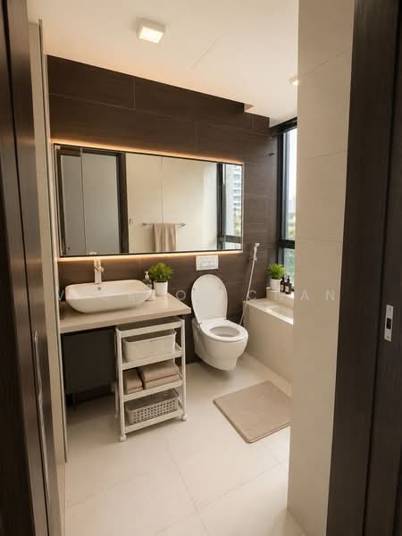 D'Nest, 133 Pasir Ris Grove, 4 Bedrooms, 1,410 sqft, Condominium For Sale, by Vicktor Chan, 25580335 - Bathroom - PropertyGuru.com.sg
