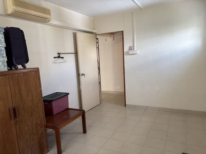 221 Yishun Street 21, 221 Yishun Street 21, 3 Bedrooms, 1,302 sqft, HDB Flat For Sale, by Joanne Cheong, 25580351 - PropertyGuru.com.sg