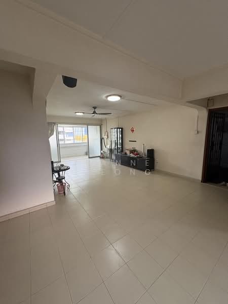 221 Yishun Street 21, 221 Yishun Street 21, 3 Bedrooms, 1,302 sqft, HDB Flat For Sale, by Joanne Cheong, 25580351 - PropertyGuru.com.sg