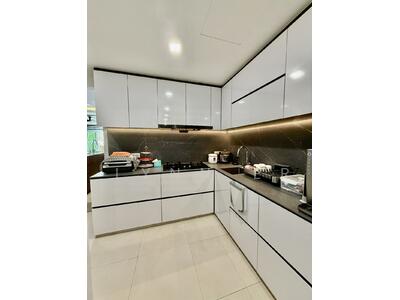 For Sale - Sixth Avenue Ville