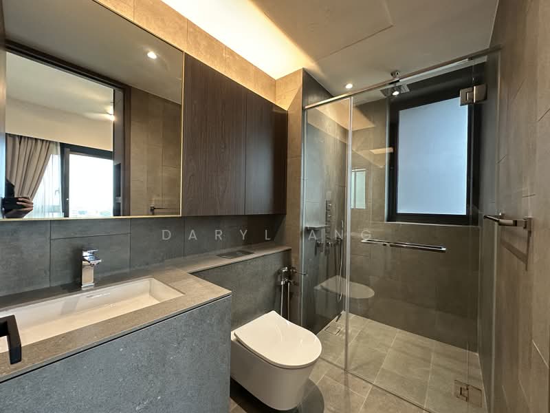 Midtown Modern, 18 Tan Quee Lan Street, 4 Bedrooms, 1,442 sqft, Condominium For Sale, by Daryl Ang, 25580581 - Bathroom - PropertyGuru.com.sg