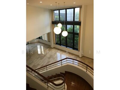 For Sale - The Vantage