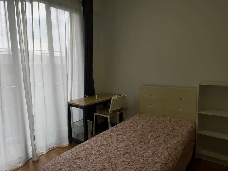 Harbour View Gardens Apartment For Sale at S$ 1,750,000 | PropertyGuru Singapore - Bedroom