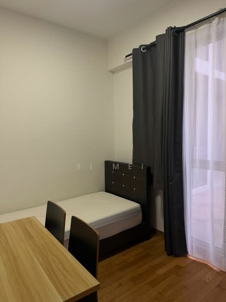 Harbour View Gardens Apartment For Sale at S$ 1,750,000 | PropertyGuru Singapore - Bedroom