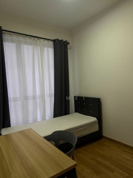 Harbour View Gardens Apartment For Sale at S$ 1,750,000 | PropertyGuru Singapore - Bedroom