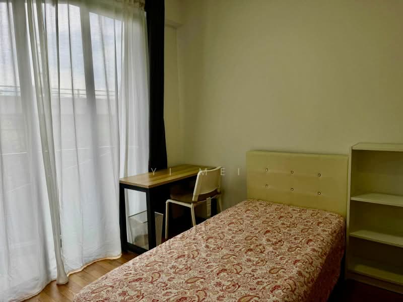 Harbour View Gardens, 221 Pasir Panjang Road, 3 Bedrooms, 980 sqft, Apartment For Sale, by Yi Mei, 25580695 - Bedroom - PropertyGuru.com.sg