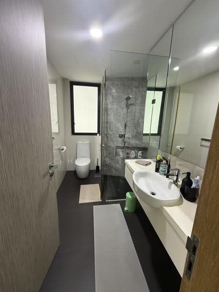 d'Leedon (Former Farrer Court), 11 Leedon Heights, Tanglin / Holland / Bukit Timah, 1 Bedroom, 635 sqft, Condominium For Sale, by Christine Peng 彭婷婷, 25580778 - Bathroom - PropertyGuru.com.sg