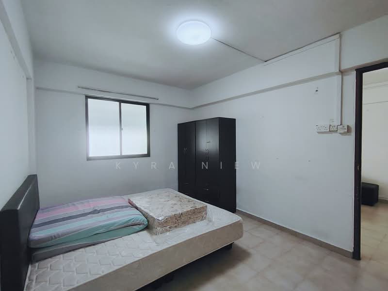 222 Serangoon Avenue 4, 222 Serangoon Avenue 4, 2 Bedrooms, 721 sqft, HDB Flat For Rent, by Kyra Niew, 25580981 - Bedroom - PropertyGuru.com.sg