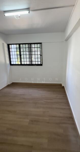 213 Bukit Batok Street 21, Bukit Batok Street 21, 2,012 sqft, Shop / Shophouse For Sale, by Johnson Lim, 25581202 - Bedroom 2 - CommercialGuru.com.sg