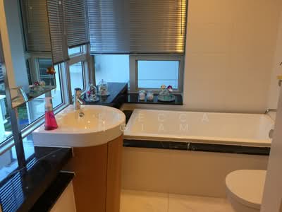 For Rent - The Centris