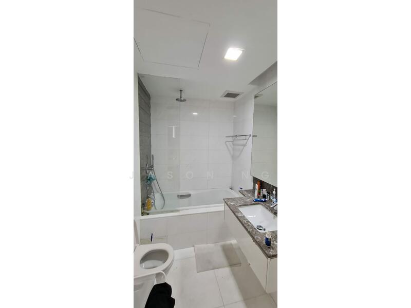 Reflections at Keppel Bay, 15 Keppel Bay View, 2 Bedrooms, 1,066 sqft, Condominium For Sale, by Jason Ng, 25581489 - Bathroom - PropertyGuru.com.sg