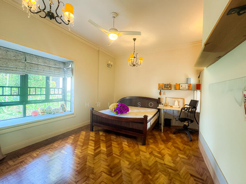 ❤️❤️Hilltop Bungalow with Greenery View❤️❤️, Sunset Heights, 5 Bedrooms, 6,000 sqft, Bungalow House For Sale, by Chris Soo, 25581569 - Bedroom - PropertyGuru.com.sg