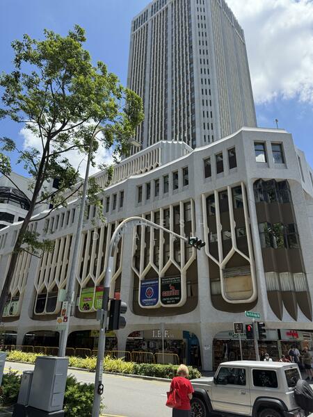 PENINSULA PLAZA