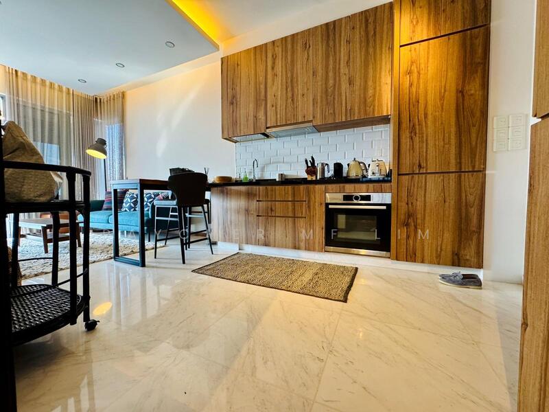 The Mercury, 38 Shanghai Road, 2 Bedrooms, 635 sqft, Condominium For Sale, by Raycher MF Lim, 25581879 - Kitchen - PropertyGuru.com.sg