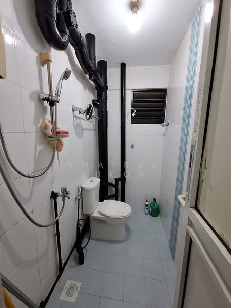 407 Sin Ming Avenue, 407 Sin Ming Avenue, 2 Bedrooms, 64 sqft, HDB Flat For Rent, by Khairul Sukor, 25581961 - Bathroom - PropertyGuru.com.sg