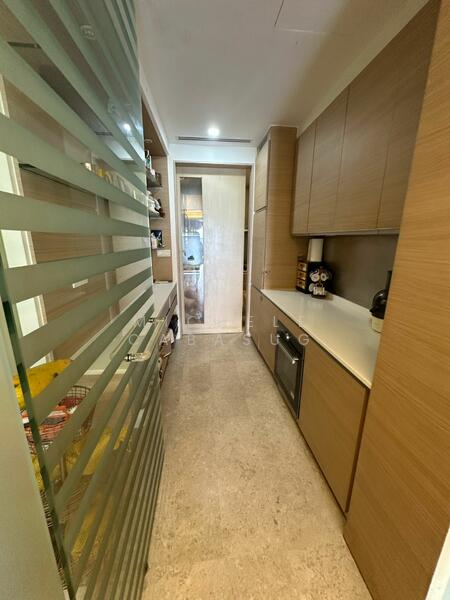 The Azure, 201 Ocean Drive, Harbourfront / Telok Blangah, 3 Bedrooms, 1,927 sqft, Condominium For Sale, by Michele Cabasug, 25582016 - Kitchen - PropertyGuru.com.sg