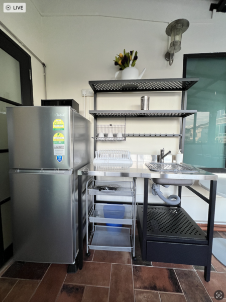 10D Dix Road, Dix Road, Hougang / Punggol / Sengkang, Room Rental, 150 sqft, Terraced House For Rent, by John Lin Anhong 林安鸿, 25582029 - Kitchen - PropertyGuru.com.sg