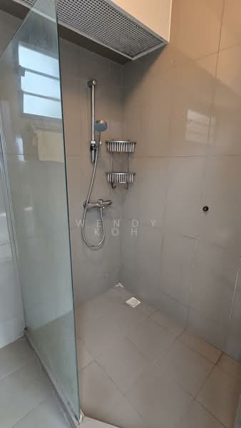 310B Punggol Walk, 310B Punggol Walk, 3 Bedrooms, 990 sqft, HDB Flat For Rent, by Wendy Koh, 25582118 - Bathroom - PropertyGuru.com.sg