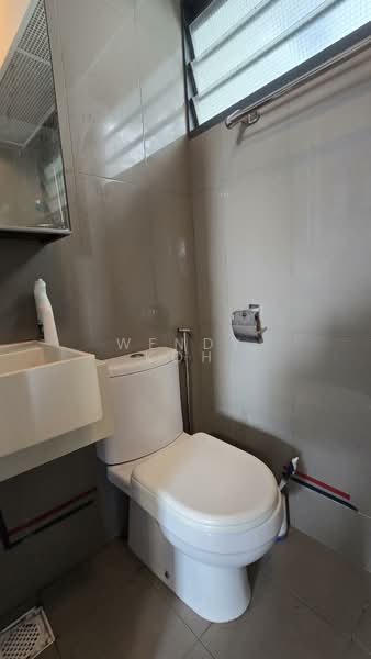 310B Punggol Walk, 310B Punggol Walk, 3 Bedrooms, 990 sqft, HDB Flat For Rent, by Wendy Koh, 25582118 - Bathroom - PropertyGuru.com.sg