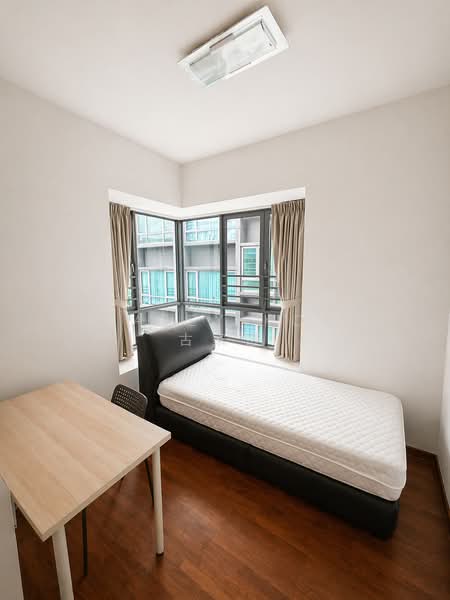 The Infiniti, 39E West Coast Park, 4 Bedrooms, 1,367 sqft, Condominium For Rent, by Casey Koo 古家进, 25582273 - PropertyGuru.com.sg