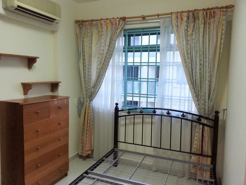 Changi Court, 702 Upper Changi Road East, 2 Bedrooms, 872 sqft, Condominium For Rent, by Sito Jian Xin 司徒健新, 25582438 - Bedroom - PropertyGuru.com.sg