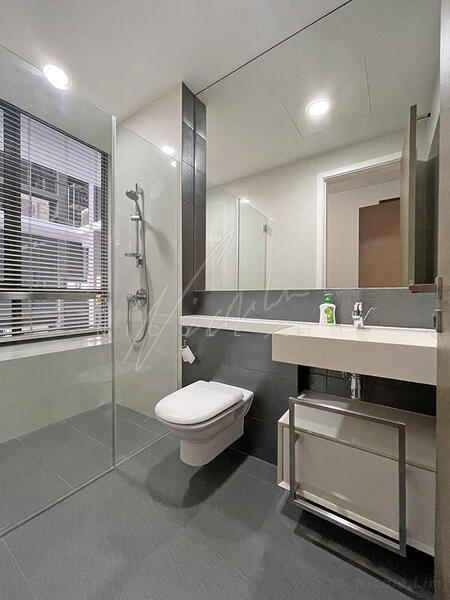 Junior Master Bedroom Ensuite