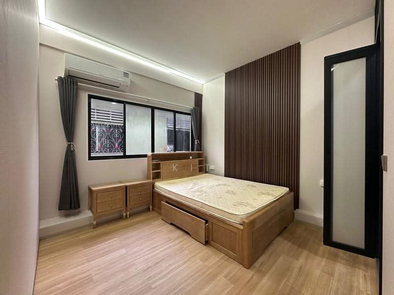 17 lorong 15 Geylang, lorong 15 geylang, Eunos / Geylang / Paya Lebar, Room Rental, 150 sqft, Walk-up Apartment For Rent, by Kit Low, 25582545 - Bedroom - PropertyGuru.com.sg