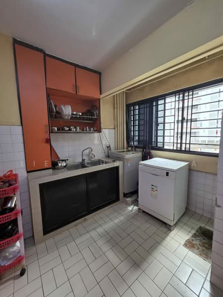 123 Mcnair Road, 123 Mcnair Road, Balestier / Toa Payoh, 2 Bedrooms, 689 sqft, HDB Flat For Sale, by Liew Christina, 25582547 - PropertyGuru.com.sg