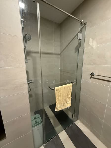 Parc Riviera, 101 West Coast Vale, 2 Bedrooms, 646 sqft, Condominium For Rent, by Amanda Wong, 25582556 - Bathroom - PropertyGuru.com.sg