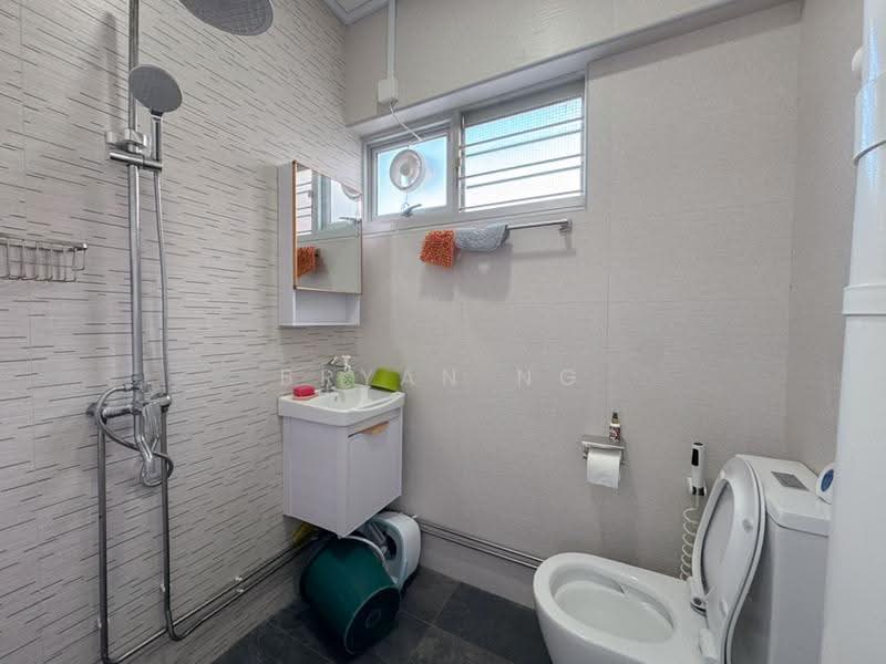 55 Chai Chee Drive, 55 Chai Chee Drive, Bedok / Upper East Coast, Room Rental, 250 sqft, HDB Flat For Rent, by Bryan Ng, 25582592 - PropertyGuru.com.sg