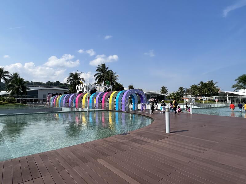 Play Court Vivocity Water Play Rare Prime F&B With High Footfall