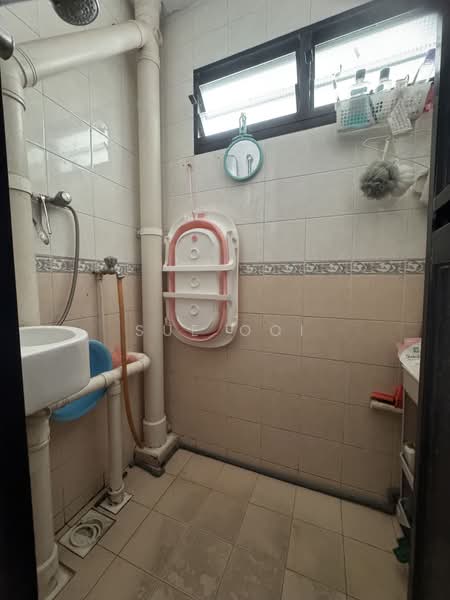 209 Boon Lay Place, 209 Boon Lay Place, Room Rental, 100 sqft, HDB Flat For Rent, by Sue Ooi, 25582867 - PropertyGuru.com.sg