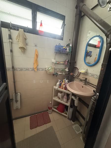 209 Boon Lay Place, 209 Boon Lay Place, Room Rental, 100 sqft, HDB Flat For Rent, by Sue Ooi, 25582867 - PropertyGuru.com.sg