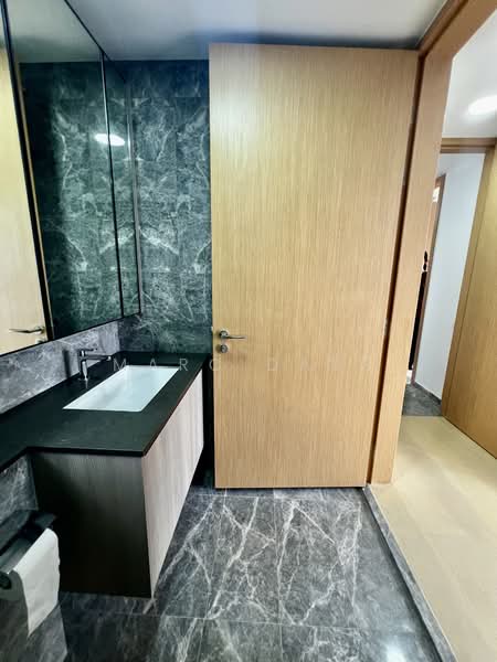 One Holland Village Residences, 5 Holland Village Way, 3 Bedrooms, 1,098 sqft, Condominium For Rent, by Marc Dass, 25582893 - Bathroom - PropertyGuru.com.sg
