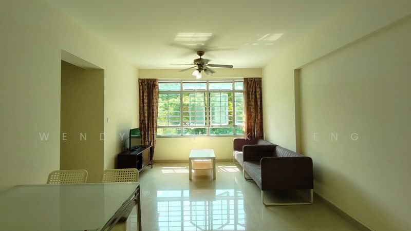 38B Bendemeer Road, 38B Bendemeer Road, 3 Bedrooms, 958 sqft, HDB Flat For Sale, by Wendy Teng Kin Eng, 25582898 - Living Room - PropertyGuru.com.sg