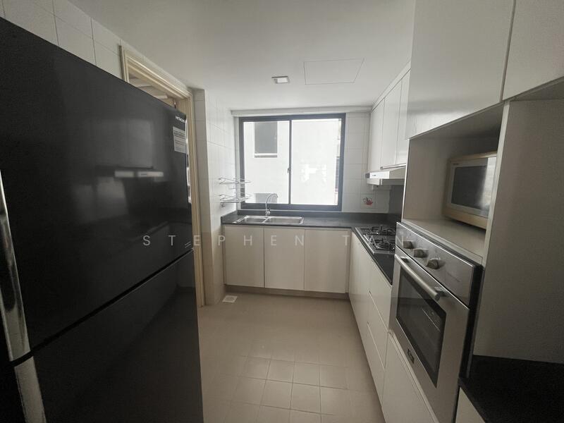 Central Green, 9 Jalan Membina, Room Rental, 350 sqft, Condominium For Rent, by Stephen Tan, 25582918 - Kitchen - PropertyGuru.com.sg