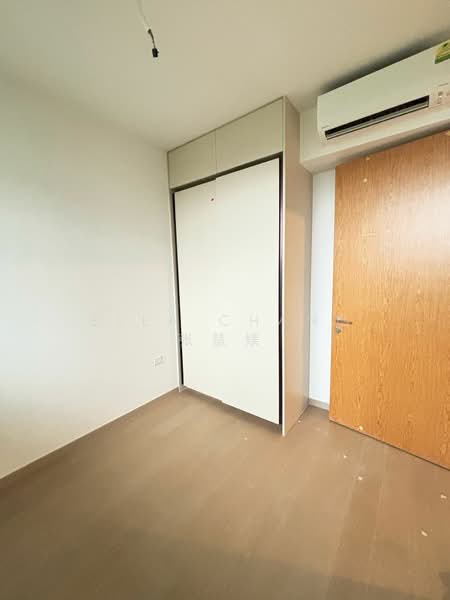 Penrose, 22 Sims Drive, 2 Bedrooms, 646 sqft, Condominium For Rent, by Ella Chang 张慧媄, 25582951 - Bedroom - PropertyGuru.com.sg
