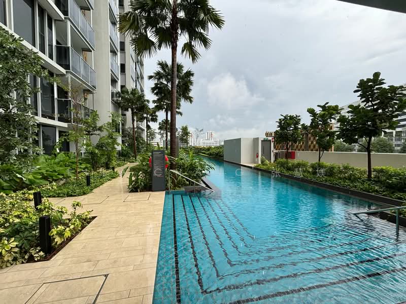 Penrose, 22 Sims Drive, 2 Bedrooms, 646 sqft, Condominium For Rent, by Ella Chang 张慧媄, 25582951 - Sky Garden Pool - PropertyGuru.com.sg