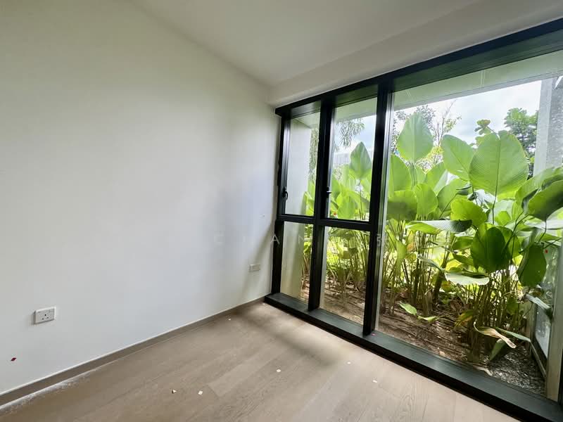 Penrose, 22 Sims Drive, 2 Bedrooms, 646 sqft, Condominium For Rent, by Ella Chang 张慧媄, 25582951 - Study - PropertyGuru.com.sg