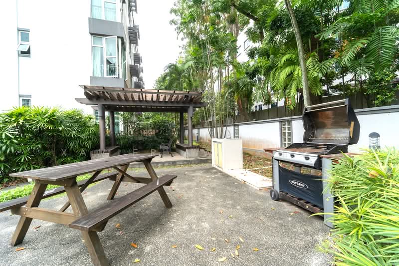 Royal Palm Mansions, 330 Pasir Panjang Road, 3 Bedrooms, 1,238 sqft, Condominium For Rent, by Xavier Aw (欧伟廷), 25582978 - Garden - PropertyGuru.com.sg