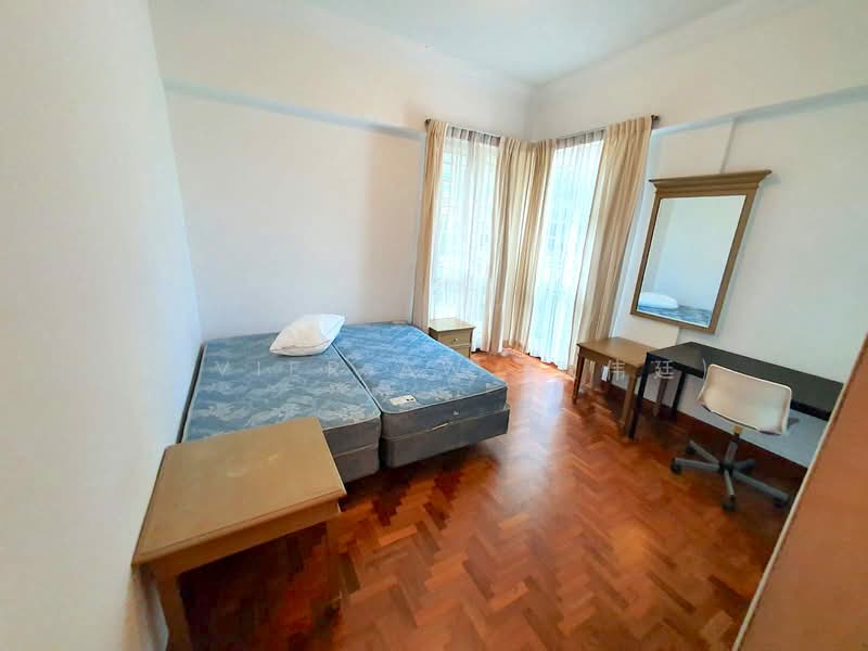 Royal Palm Mansions, 330 Pasir Panjang Road, 3 Bedrooms, 1,238 sqft, Condominium For Rent, by Xavier Aw (欧伟廷), 25582978 - Bedroom - PropertyGuru.com.sg