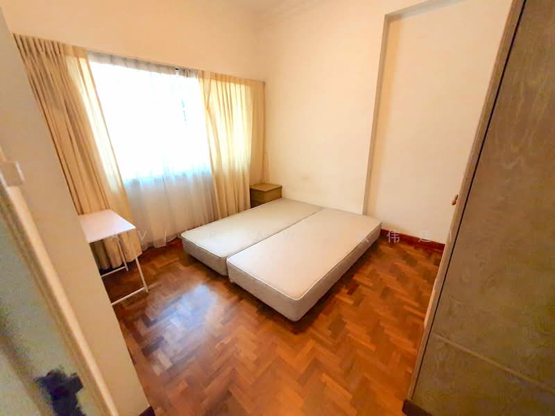 Royal Palm Mansions, 330 Pasir Panjang Road, 3 Bedrooms, 1,238 sqft, Condominium For Rent, by Xavier Aw (欧伟廷), 25582978 - Bedroom - PropertyGuru.com.sg