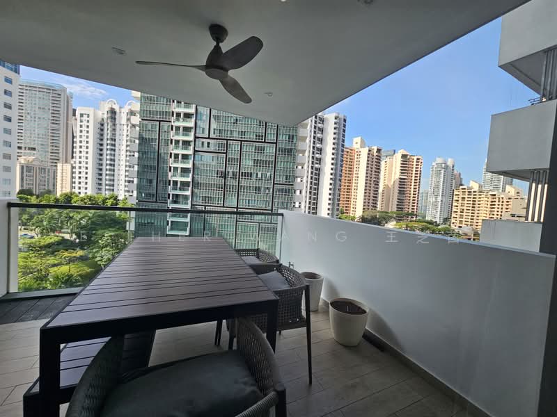 8 Saint Thomas, 10 Saint Thomas Walk, 2 Bedrooms, 807 sqft, Condominium For Rent, by Esther Wang 王芝茵, 25583259 - Balcony - PropertyGuru.com.sg
