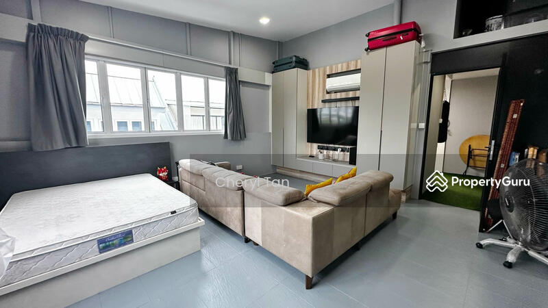 For Sale - Wak Hassan Drive Corner Terrace with Private Lift