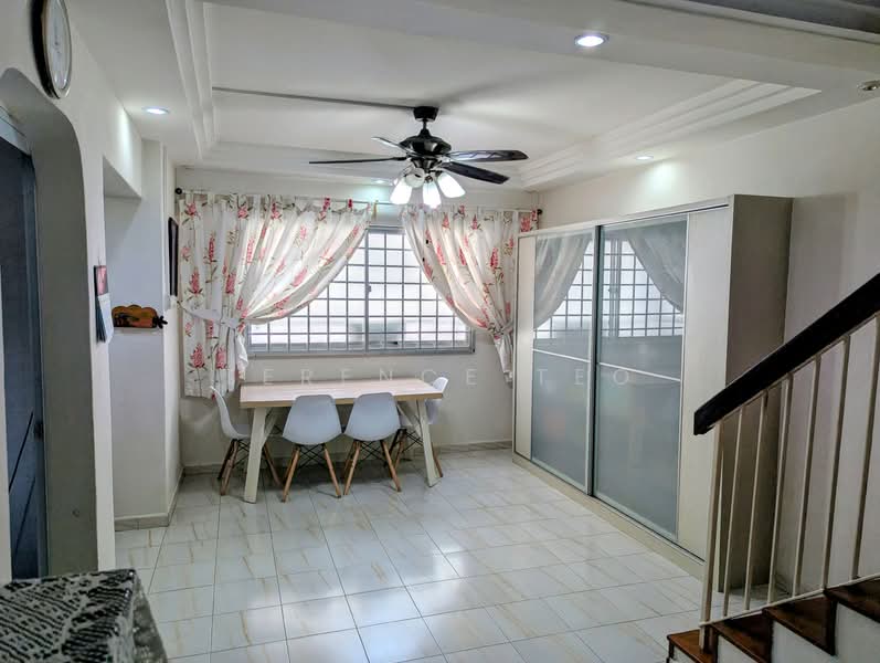 366 Bukit Batok Street 31, 366 Bukit Batok Street 31, 3 Bedrooms, 1,572 sqft, HDB Flat For Sale, by Terence Teo, 25583700 - Dining Room - PropertyGuru.com.sg